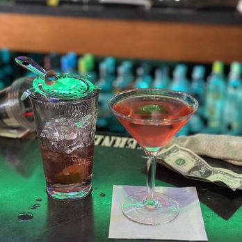 Gino & Carlo - Cosmopolitan Martini - Lounges Near Me - San Francisco, California Gino & Carlo - Cosmopolitan Martini - Lounges Near Me - San Francisco, California
