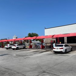 Back Beach Car Wash - Additional vacuums and cleaning areas