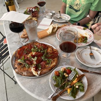 Pressa Italia - Caprice salad, pizza. - Italian Near Me - Broken Bow, Oklahoma Pressa Italia - Caprice salad, pizza. - Italian Near Me - Broken Bow, Oklahoma