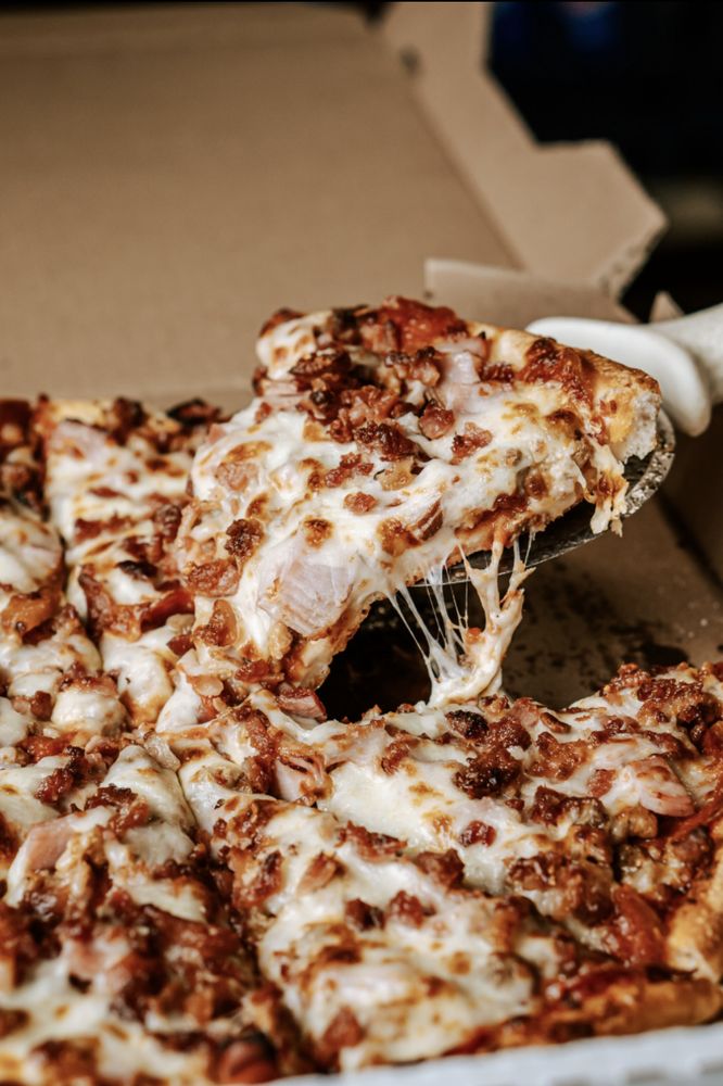 CROSSROADS PIZZA Updated August 2024 14 Photos & 11 Reviews 218