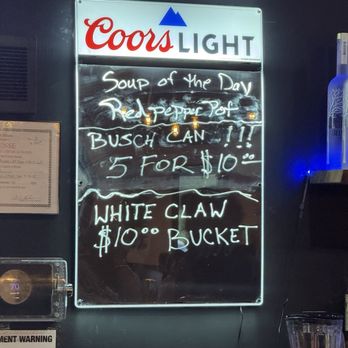 Rodeo 29 Bar & Grill - American Near Me - Putnam, Illinois