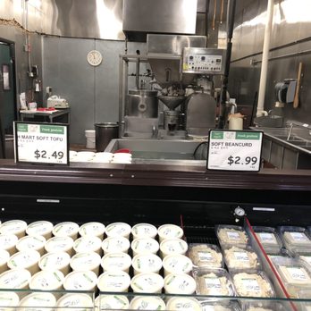 H Mart - Niles - Grocery Near Me - Niles, Illinois