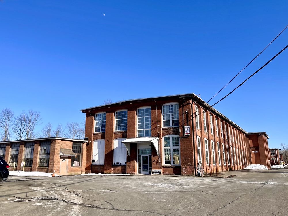 STUBBORN BEAUTY BREWING Updated October 2024 140 Photos & 63