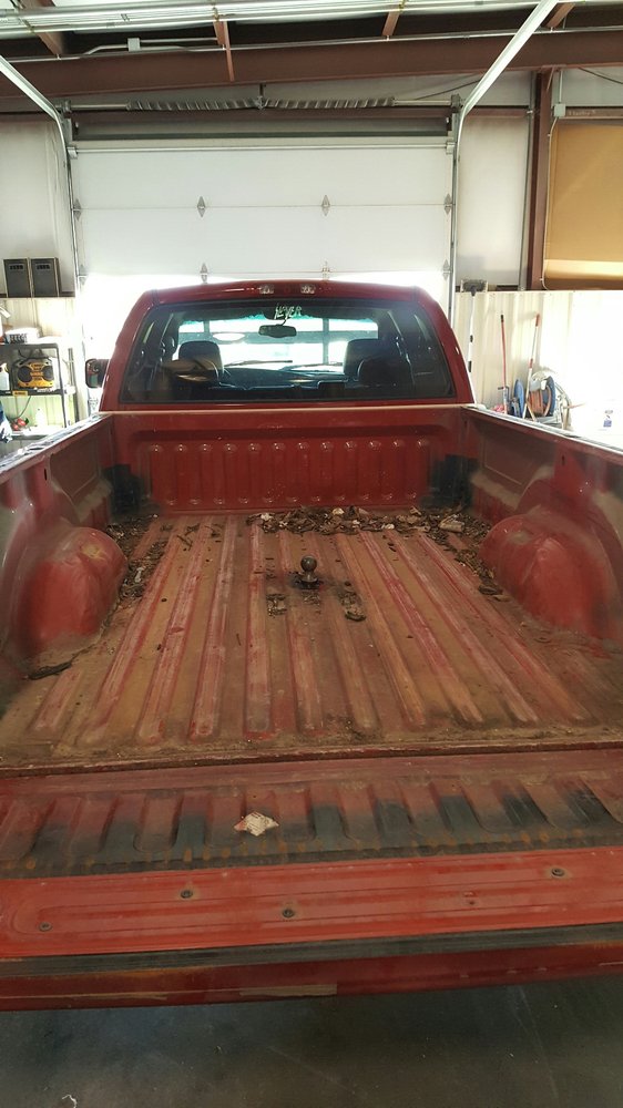 TRUCK TOYS & MORE Updated September 2024 1537 E Jackson Blvd