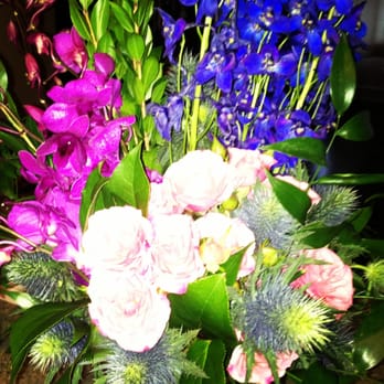 Pistil & Vine - Florists Near Me - Chicago, Illinois