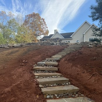 Mr. Outdoor Living - Steps down to firepit area. - Landscaping Near Me - Charlotte, North Carolina Mr. Outdoor Living - Steps down to firepit area. - Landscaping Near Me - Charlotte, North Carolina
