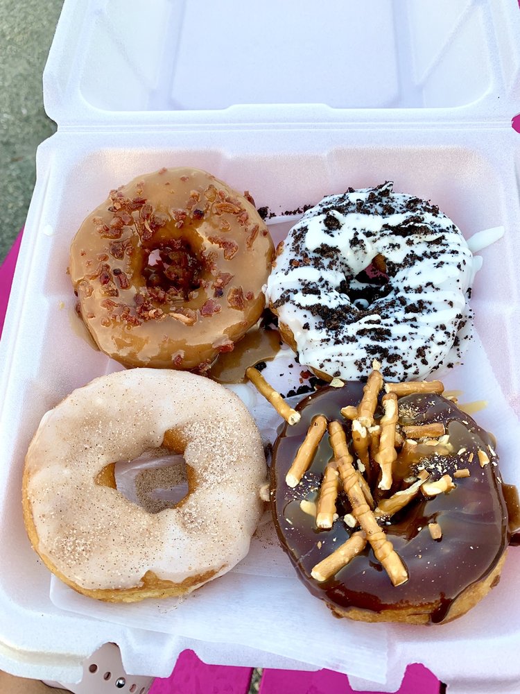 OKI SCOOP SHOP AND DONUTS Updated July 2024 84 Photos & 119 Reviews