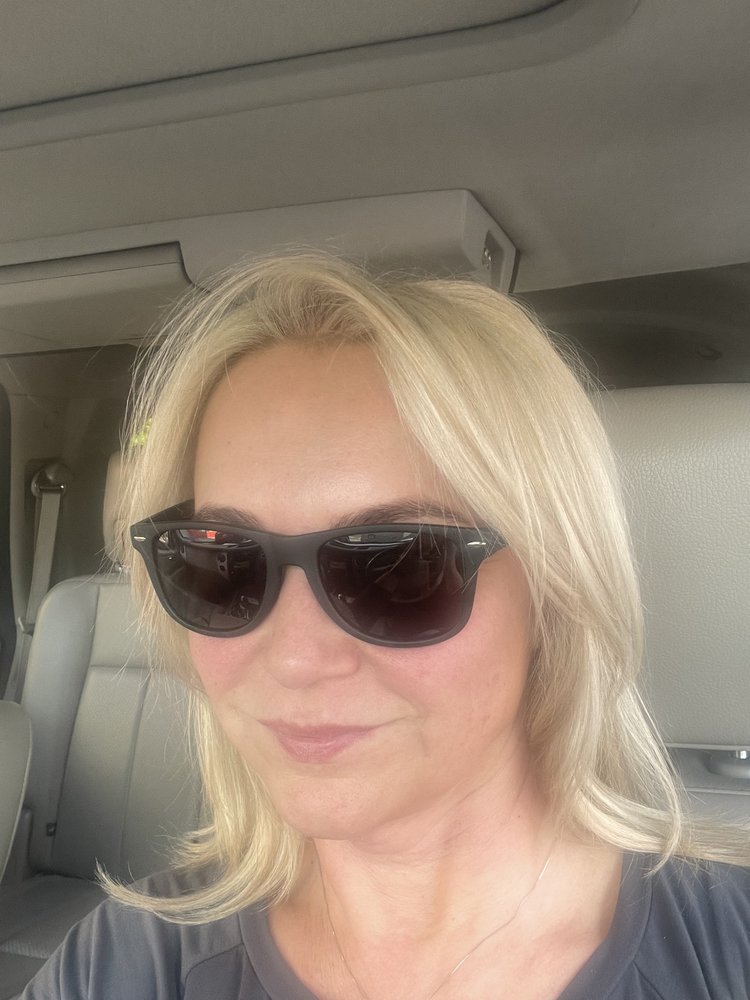 B & M CLEANING SERVICE Chicago, Illinois Home Cleaning Phone