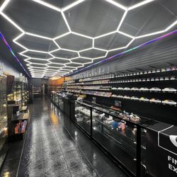 Smokey Bear Smoke Shop