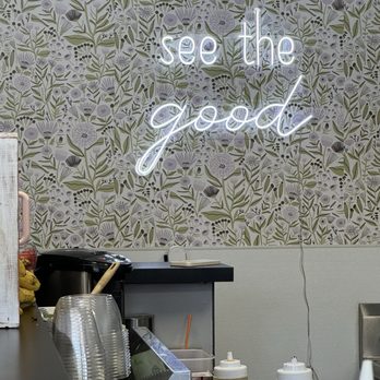 Cafe Nune - Juice Bars & Smoothies Near Me - Dunellen, New Jersey
