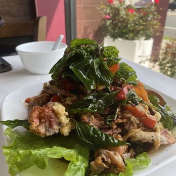 SriPraPhai Thai Restaurant - Thai Near Me - Woodside, New York