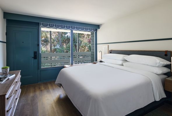 Monterey Beach Hotel, a Tribute Portfolio Hotel by null