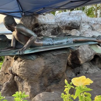 Waikiki Beach - Beaches Near Me