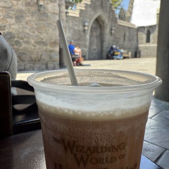 Hog's Head - Butterbeer soda - Pubs Near Me - Universal City, California Hog's Head - Butterbeer soda - Pubs Near Me - Universal City, California