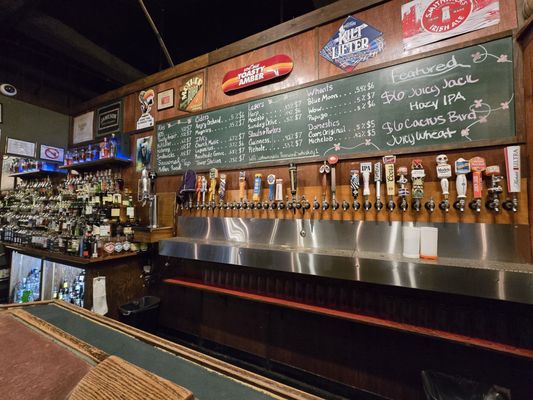 Uptown Pubhouse by null