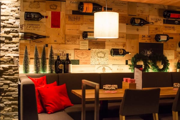 WEINGUT.restaurant.weinbar.vinothek by null