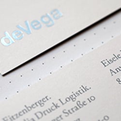 deVega Medien