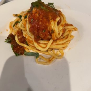 Becco - Spaghetti - Italian Near Me - New York, New York Becco - Spaghetti - Italian Near Me - New York, New York