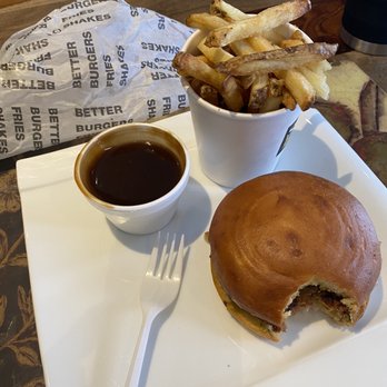 South St. Burger - Light life burger on gf bun - Burgers Near Me - Mississauga, Ontario
