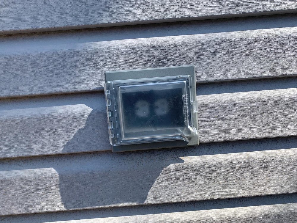Slide of SoCal 24 Hour Electrician