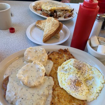 Mommy & Maddi's - Mommy's half omelet and biscuits and gravy with chicken fried steak. - Breakfast & Brunch Near Me - Keizer, Oregon