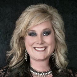 Divine Beauty Studio - Jillian Blues - Stylist