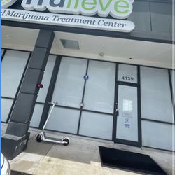 Trulieve West Palm Beach Okeechobee Dispensary - My poor little scooter that could.