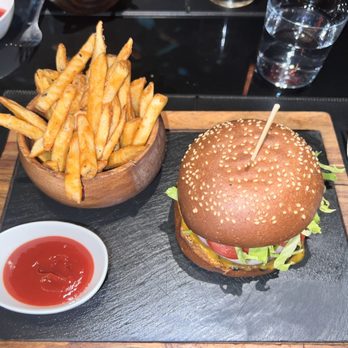 Level Restaurant & Bar - Desserts Near Me - New York, New York Level Restaurant & Bar - Desserts Near Me - New York, New York