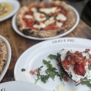 Olio e Più - Pizza Near Me - New York, New York Olio e Più - Pizza Near Me - New York, New York