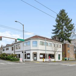 Bedrooms & More Clearance Outlet - Store exterior