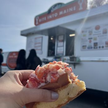 Bite Into Maine - Amazing - Seafood Near Me - Cape Elizabeth, Maine