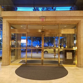 Fairmont Waterfront - Welcome - Hotels Near Me - Vancouver, British Columbia