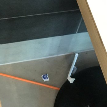 Dunkin' - Trash on the floor. - Coffee & Tea Near Me - Pace, Florida