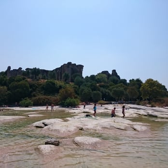 Grotte di Catullo - Landmarks & Historical Buildings Near Me - Sirmione, BS