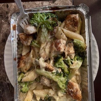 Pizza Maria - Amazing Chicken Broccoli Pasta - Italian Near Me - Brockton, Massachusetts Pizza Maria - Amazing Chicken Broccoli Pasta - Italian Near Me - Brockton, Massachusetts