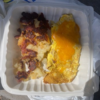 Brockport Diner - Bacon omelette with cheddar... home fries - Diners Near Me - Brockport, New York