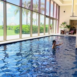 Zen Spa - Nice way to own the pool all by yourself. Come to have spa!