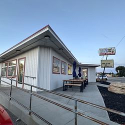 Patio Diner - Outside
