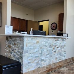 20 Mile Urgent Care and Family Medicine - Reception desk and waiting room