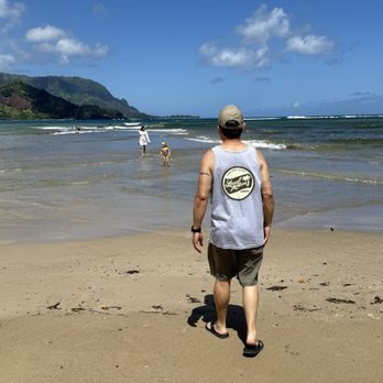 Hanalei Pier - Beaches Near Me - Hanalei, Hawaii