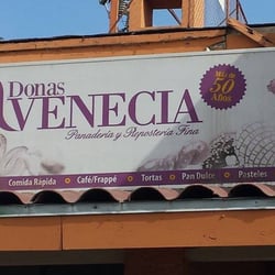 Donas Venecia - Nada como un postrecito veneciano acompañado con cafecito.