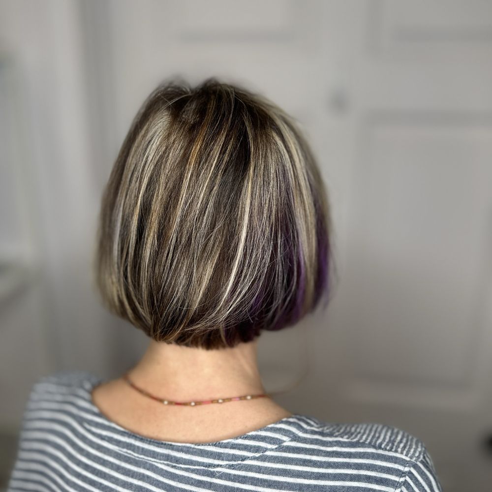 Snip it Salon and spa Logo