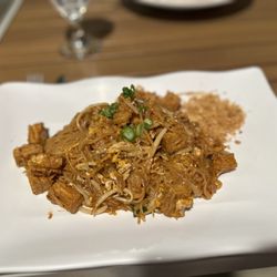 Rice Fine Thai & Asian Fusion - Pad Thai with fried tofu
