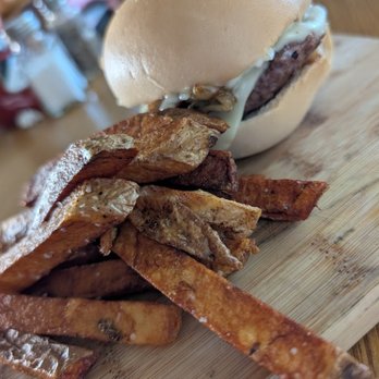 The Braxton Bistro - The hand cut fries totally stole the show! Having a gluten free bun available stole my heart! - Burgers Near Me - Sutton, West Virginia