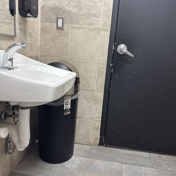 The Pig Rig BBQ - Public bathroom thirty minutes after eating. - Barbeque Near Me - Wallingford, Connecticut The Pig Rig BBQ - Public bathroom thirty minutes after eating. - Barbeque Near Me - Wallingford, Connecticut