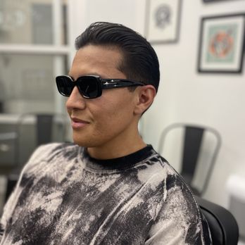 Cuts By Curly CxC Hair Studio - Barbers Near Me - Lake Forest, California Cuts By Curly CxC Hair Studio - Barbers Near Me - Lake Forest, California