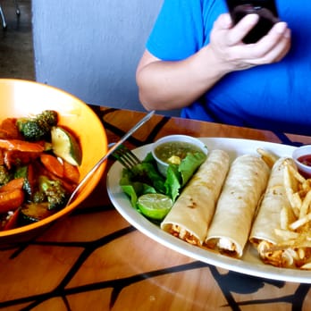 Green Restaurant - My Thai Peanut with House Tofu and Linh L.'s RocknRolled Tacos with Seitan Chicken. - Vegetarian Near Me - Tempe, Arizona