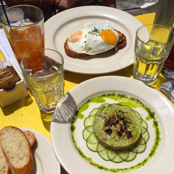 Juliette Restaurant - Tuna Tartare and Eggs Forestière - Bars Near Me - Brooklyn, New York