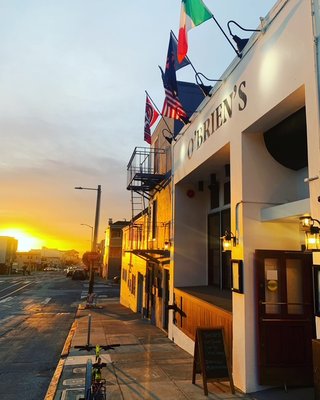 Parkside Tavern by null
