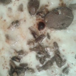 Vai Che Ce N'è di Più - #pizza coi #porcini e #pecorino gnam!!!!